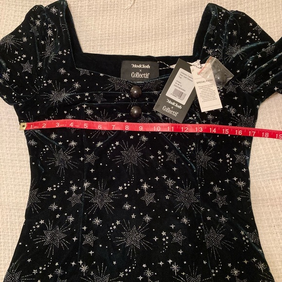 ModCloth x Collectif A Star Shines Tonight Top in Size 8 - Picture 5 of 6